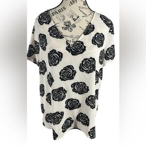 C&E Women's White Black Floral V-Neck Short Sleeve Pullover Blouse Large